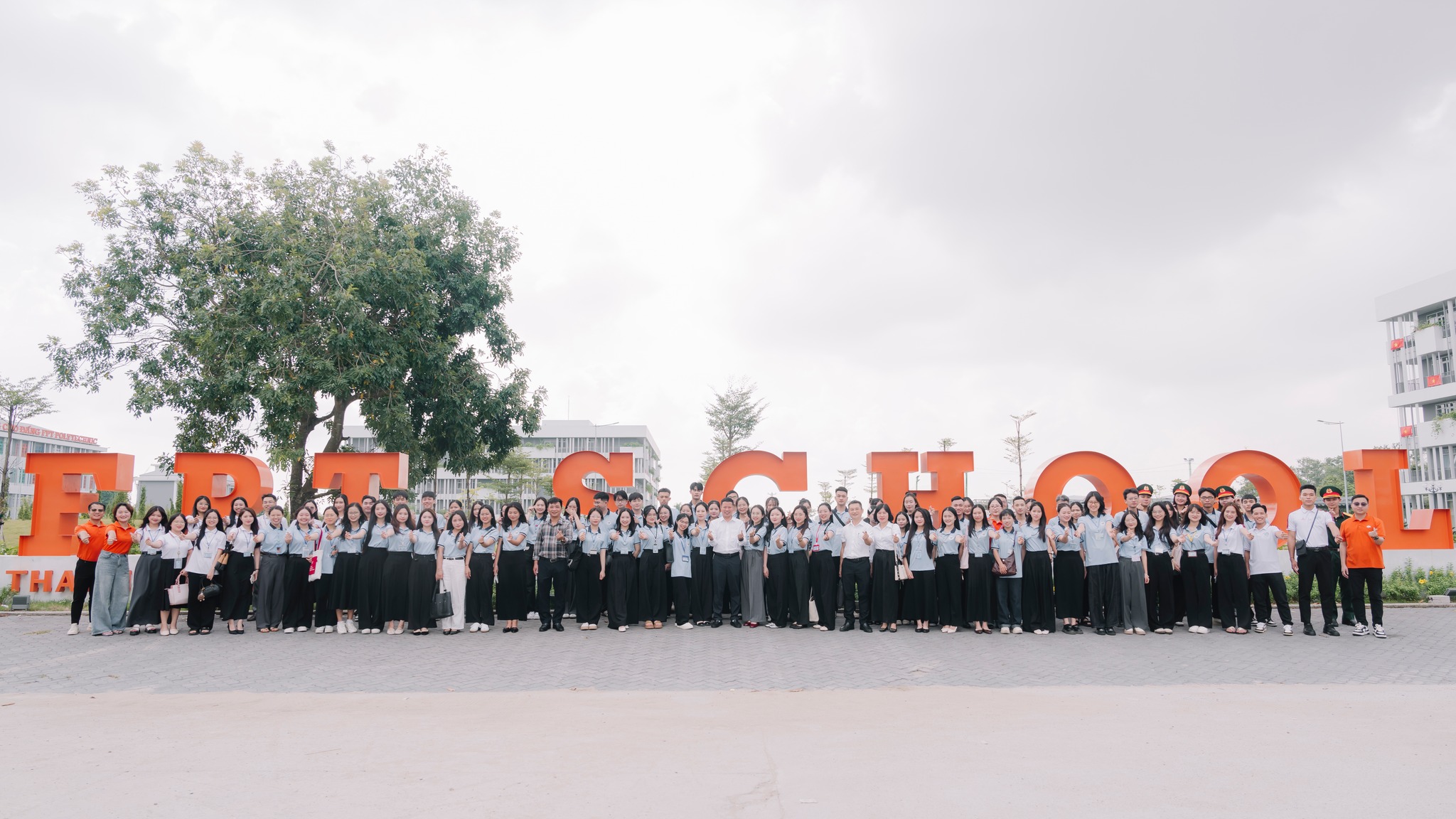 Gần 100 sinh viên sư phạm trải nghiệm 'Workplace Tour' – mở cánh cửa nghề nghiệp tại Khối Giáo dục FPT